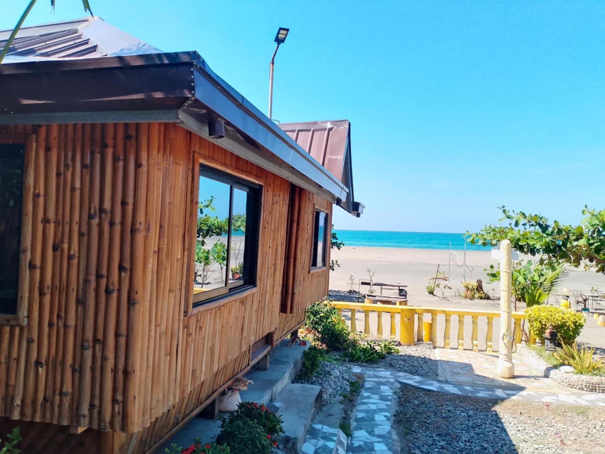 Sea Breeze Beachfront Home&Cottages San Juan  Exterior foto